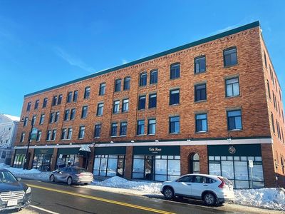 315 Rantoul St APT 406