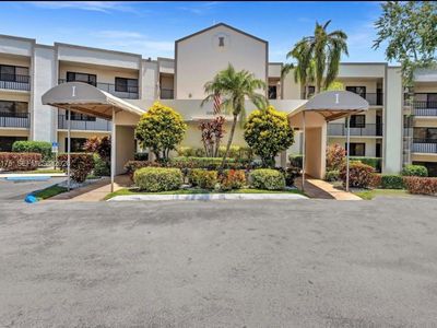 10847 W Clairmont Cir #302