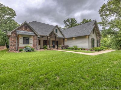 14220 S 257th East Ave