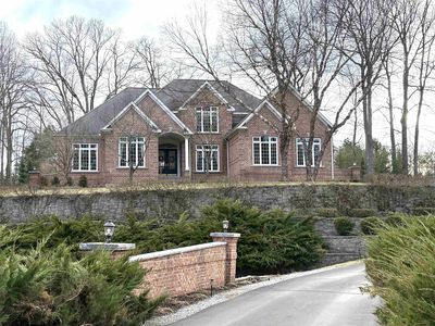 60 Riddle Drive