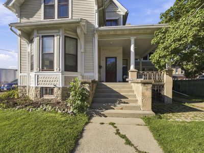 312 E Jefferson STREET