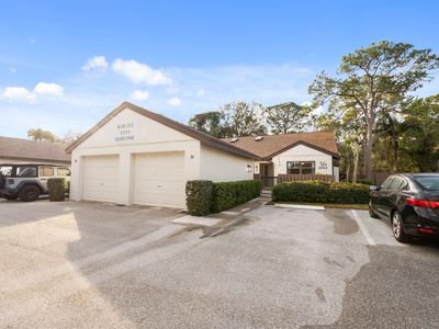 2054 SW Silver Pine Way #123h