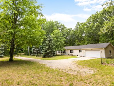 13726 Jennifer Rd