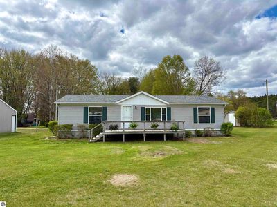 Property at 1973 Midway Dr, Weidman, MI