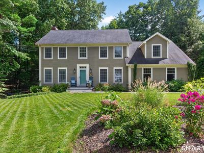 Property at 10 Saw Mill Road, West Simsbury, CT
