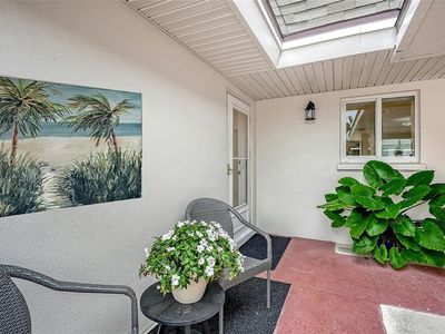 1900 Benjamin Franklin Dr Unit V11