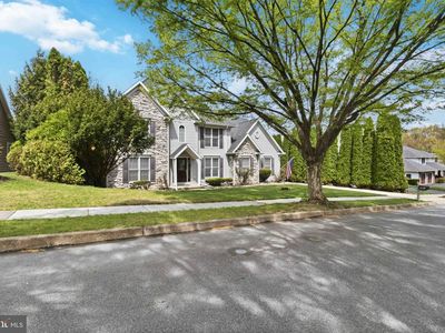 1221 Jill Dr