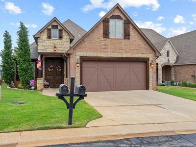 3325 W Charleston Ct