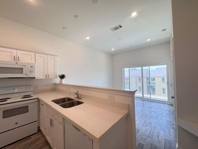 3477 Reeves St UNIT 3H
