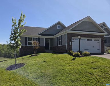 104 Gunnison Dr