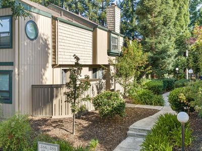 386 Union Ave APT D