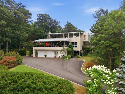 15 Eagle Rock Hill