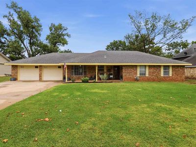 717 N Dryden Cir