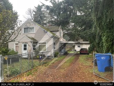 5913 57th Avenue W