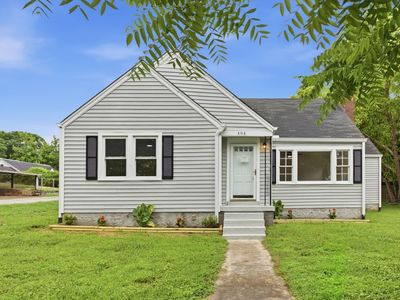 406 Pickens Ln