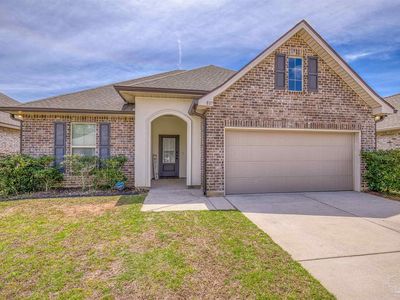 837 Avellanas Dr