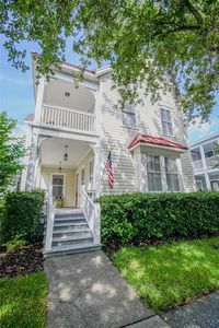 914 Waterside Dr