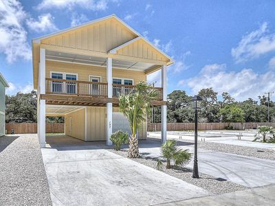 107 Seven Palms Dr