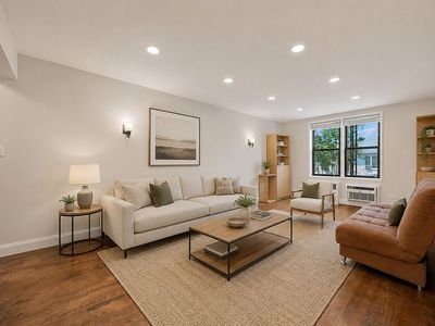5021 39th Pl APT 2E