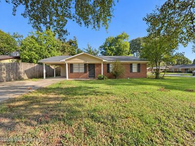 1598 Lisa Dr