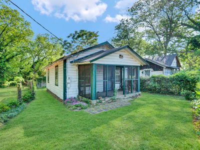 7 Dobbs St #8