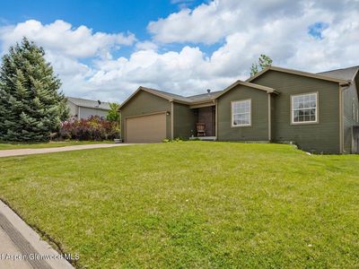 30 Juniper Ln