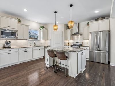 118 Manor Way