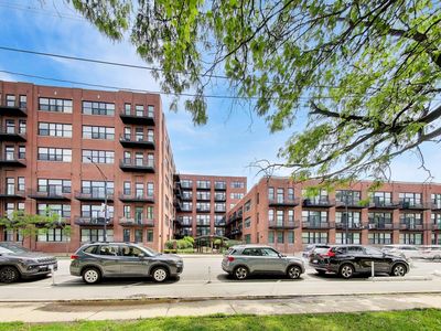 2323 W Pershing Rd APT 609