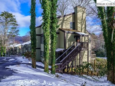 300 Glenwood Lane UNIT K-38