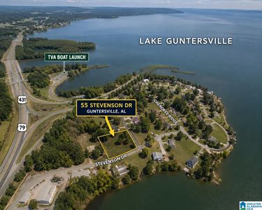 Property at 55 Stevenson Dr, Guntersville, AL