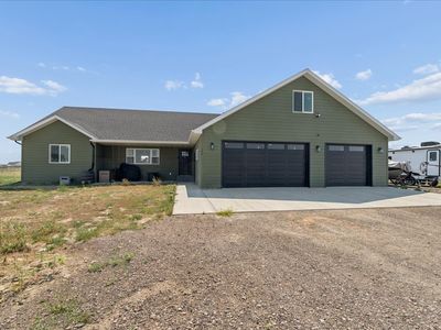 144 Leo Ln