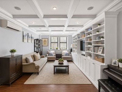357 W 55th St APT 2H