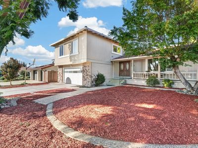 834 Cape Kennedy Dr