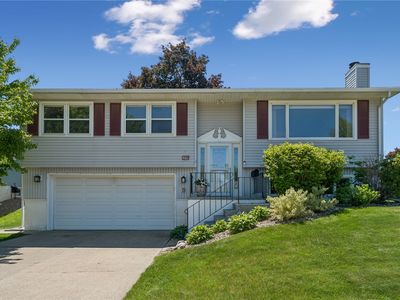 1565 McGowan Blvd