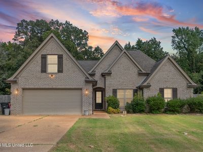 Property at 117 Fairway Dr, Senatobia, MS
