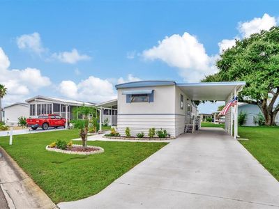 122 E Saint Annes Cir