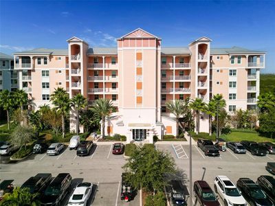 4 Riverwalk Dr #402