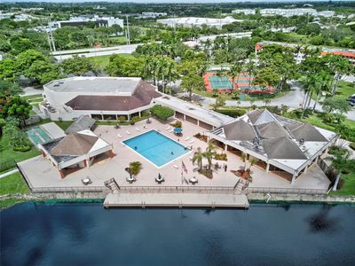2931 Sunrise Lakes Dr #201