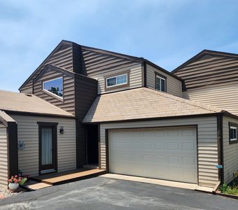 379 Explorer Ct APT A