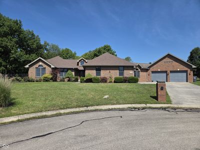 2405 N Wicklow Dr
