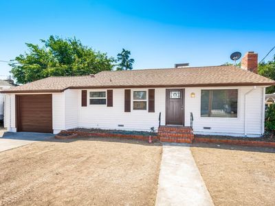 735 W A St