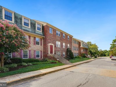 6002 Westchester Park Dr APT 201
