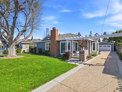 216 Douglane Ave