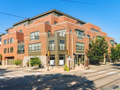 1 W Hartwell Ln #PENTHOUSE 1