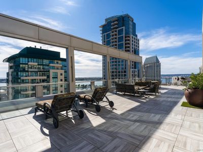 645 Front St Unit 2204