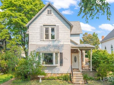 Property at 321 S 13th St, Escanaba, MI