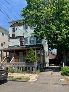 22-26 Waldorf Avenue