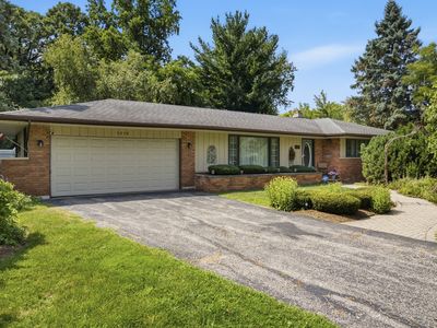 1215 Forest Dr