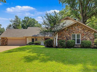 1410 Riverwood Cv