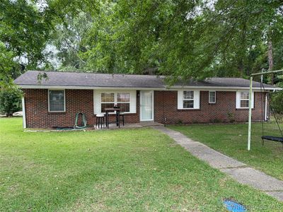 Property at 1203 W Pine Ave, Geneva, AL